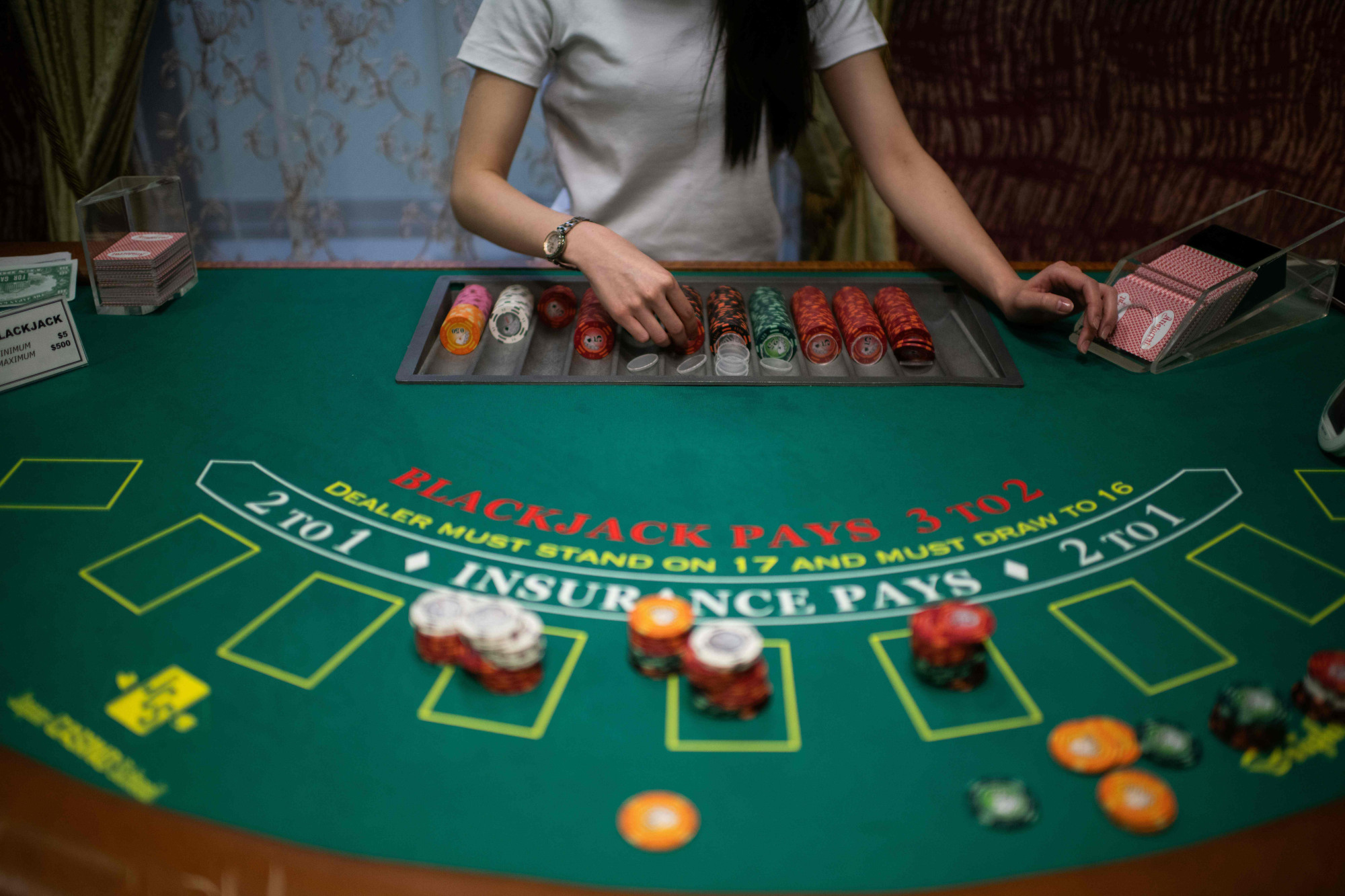 Live online casinos are the real casino experience from home